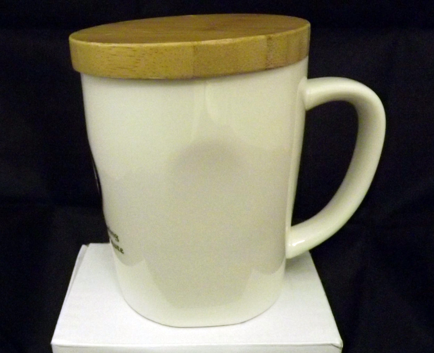 Porcelain Mug with Bamboo Lid